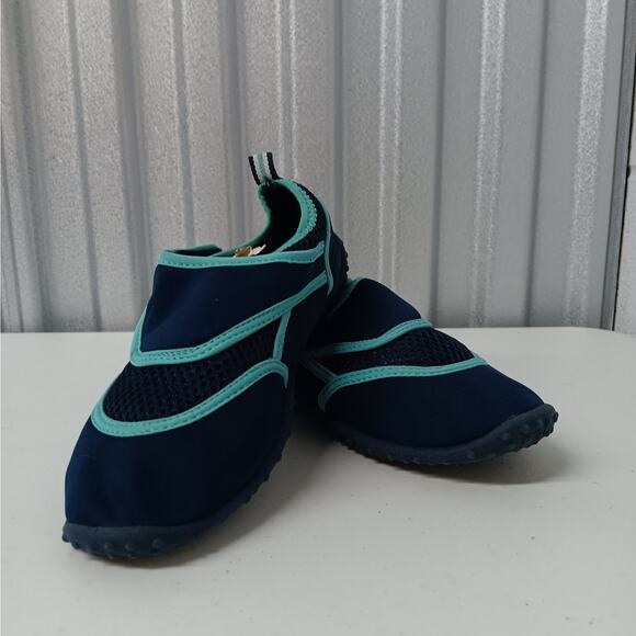 The Children's Place Other - Children's Place Big Kids Size 2/3 Water Shoes‎ Blue